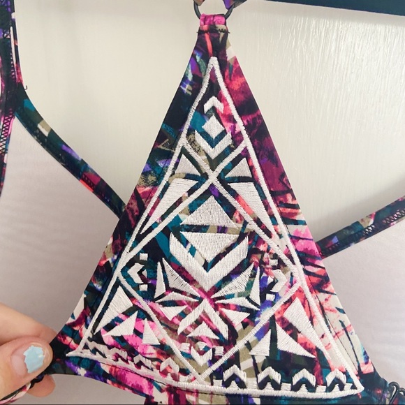 VS PINK Triangle PushUp Bikini Top🖤 - Picture 4 of 5